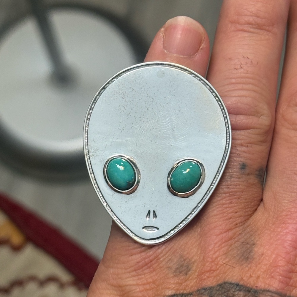 STERLING SILVER NATIVE AMERICAN SW TURQUOISE ALIEN HEAD ROSWELL 2” RING .925